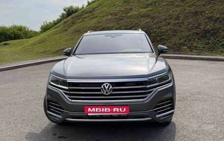 Volkswagen Touareg III, 2020 год, 4 200 000 рублей, 2 фотография