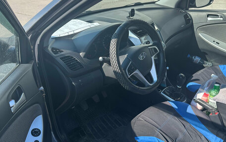 Hyundai Solaris II рестайлинг, 2012 год, 785 000 рублей, 5 фотография