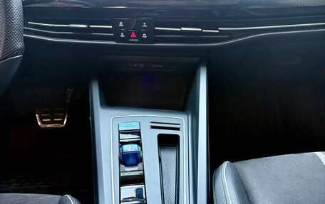Volkswagen Golf VIII, 2022 год, 1 642 004 рублей, 11 фотография