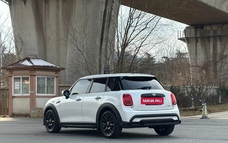 MINI Clubman, 2022 год, 1 789 004 рублей, 5 фотография