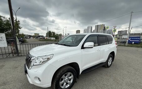 Toyota Land Cruiser Prado 150 рестайлинг 2, 2013 год, 3 300 000 рублей, 5 фотография