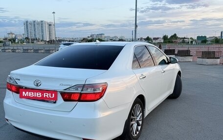 Toyota Camry, 2015 год, 2 250 000 рублей, 4 фотография