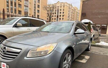 Opel Insignia II рестайлинг, 2010 год, 800 000 рублей, 3 фотография