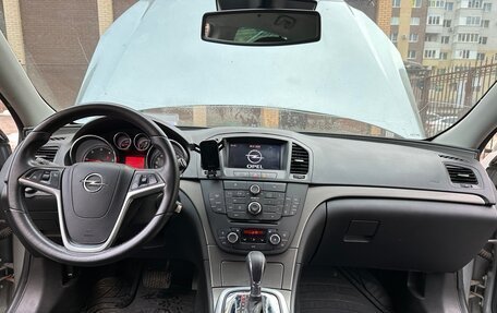 Opel Insignia II рестайлинг, 2010 год, 800 000 рублей, 13 фотография
