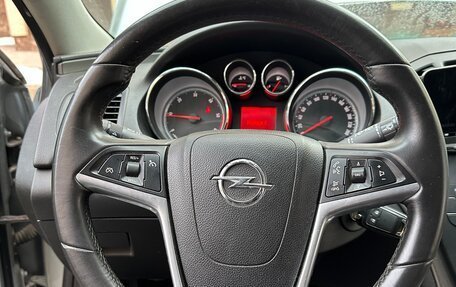 Opel Insignia II рестайлинг, 2010 год, 800 000 рублей, 12 фотография