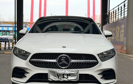 Mercedes-Benz A-Класс, 2022 год, 1 849 004 рублей, 2 фотография