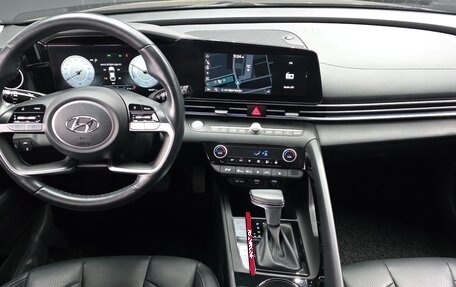 Hyundai Avante, 2022 год, 1 700 000 рублей, 12 фотография