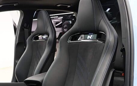 Hyundai Elantra, 2023 год, 1 365 000 рублей, 13 фотография