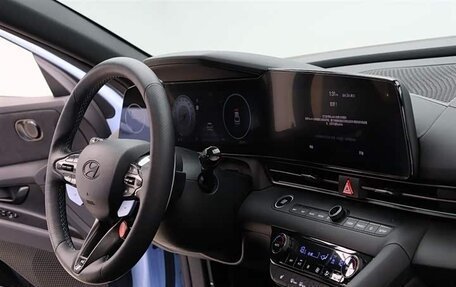 Hyundai Elantra, 2023 год, 1 365 000 рублей, 18 фотография