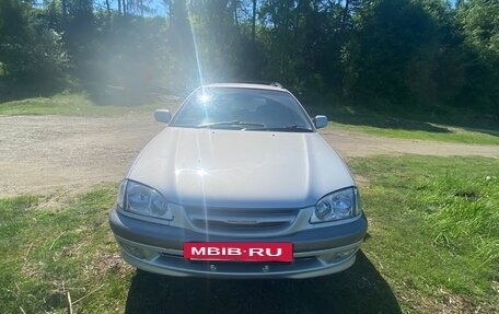 Toyota Caldina, 1999 год, 590 000 рублей, 4 фотография
