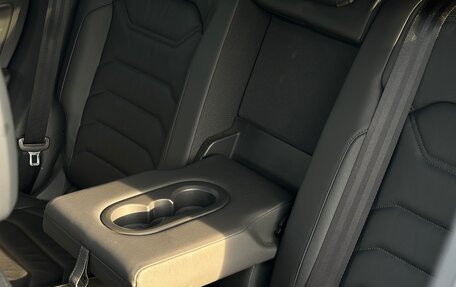 Volkswagen Touareg III, 2018 год, 4 800 000 рублей, 10 фотография