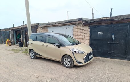 Toyota Sienta II, 2020 год, 1 675 000 рублей, 5 фотография