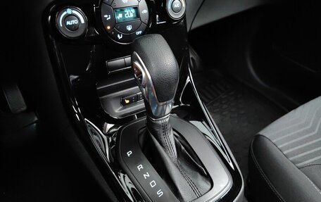 Ford Fiesta, 2018 год, 1 099 000 рублей, 17 фотография