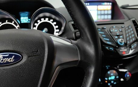 Ford Fiesta, 2018 год, 1 099 000 рублей, 19 фотография