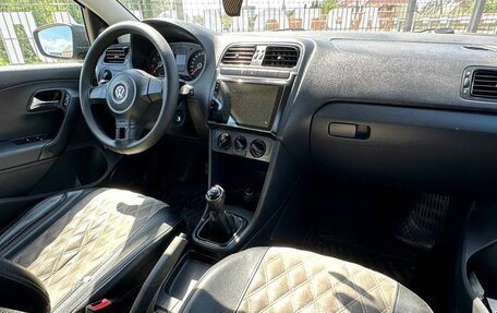 Volkswagen Polo VI (EU Market), 2012 год, 600 000 рублей, 11 фотография