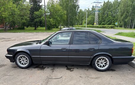 BMW 5 серия, 1990 год, 500 000 рублей, 3 фотография