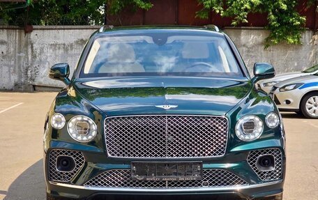 Bentley Bentayga I, 2023 год, 25 000 000 рублей, 3 фотография
