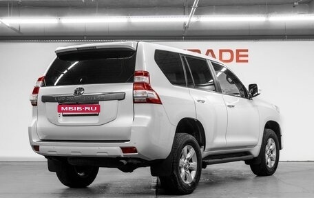 Toyota Land Cruiser Prado 150 рестайлинг 2, 2014 год, 3 450 000 рублей, 6 фотография