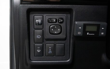Toyota Land Cruiser Prado 150 рестайлинг 2, 2014 год, 3 450 000 рублей, 13 фотография