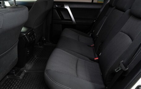 Toyota Land Cruiser Prado 150 рестайлинг 2, 2014 год, 3 450 000 рублей, 17 фотография