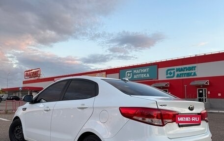 KIA Rio III рестайлинг, 2017 год, 850 000 рублей, 3 фотография