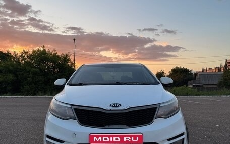 KIA Rio III рестайлинг, 2017 год, 850 000 рублей, 1 фотография