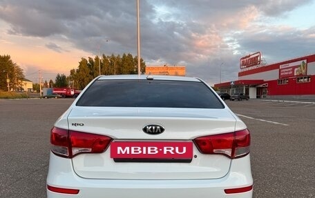 KIA Rio III рестайлинг, 2017 год, 850 000 рублей, 4 фотография