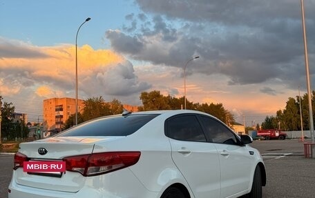 KIA Rio III рестайлинг, 2017 год, 850 000 рублей, 10 фотография