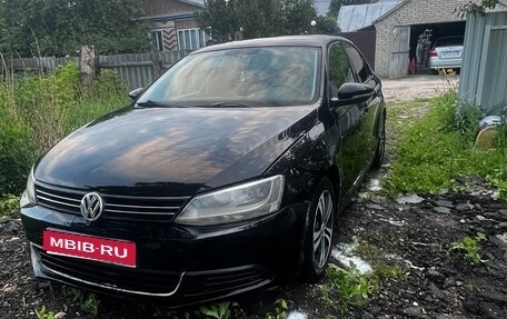 Volkswagen Jetta VI, 2011 год, 609 000 рублей, 1 фотография