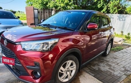 Toyota Raize I, 2021 год, 1 650 000 рублей, 2 фотография