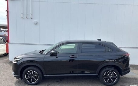 Honda Vezel, 2023 год, 2 190 000 рублей, 5 фотография