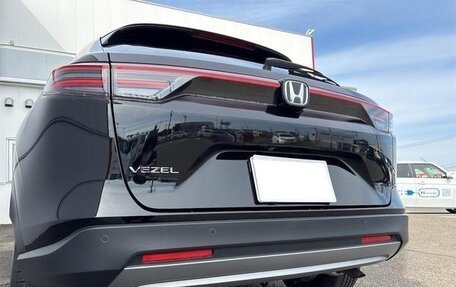 Honda Vezel, 2023 год, 2 190 000 рублей, 8 фотография