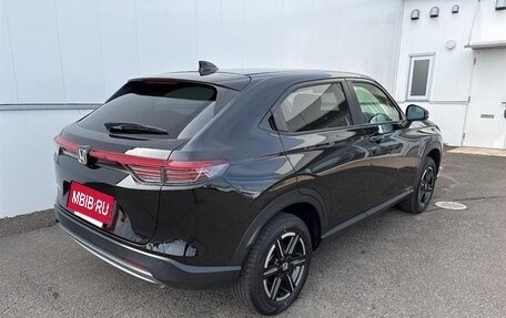 Honda Vezel, 2023 год, 2 190 000 рублей, 6 фотография