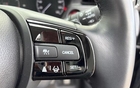Honda Vezel, 2023 год, 2 190 000 рублей, 21 фотография