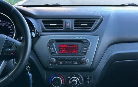 KIA Rio III рестайлинг, 2014 год, 985 000 рублей, 20 фотография