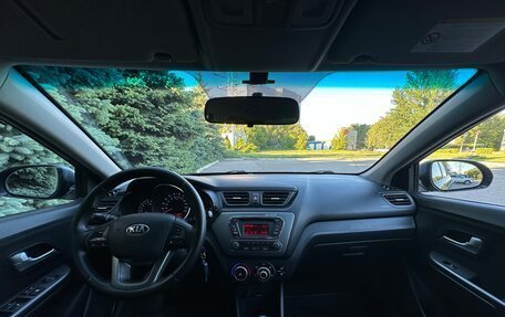 KIA Rio III рестайлинг, 2014 год, 985 000 рублей, 18 фотография