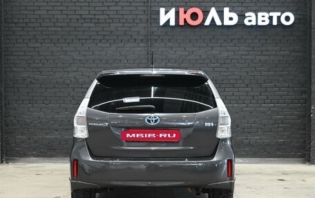 Toyota Prius Alpha I (ZVW40/41), 2014 год, 1 375 000 рублей, 5 фотография