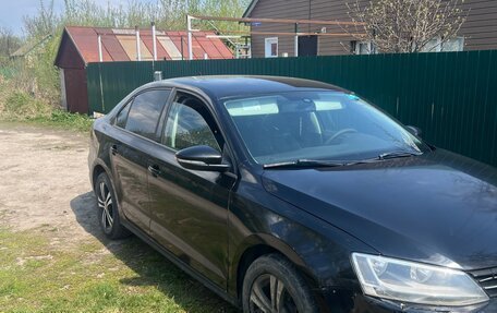 Volkswagen Jetta VI, 2011 год, 609 000 рублей, 4 фотография