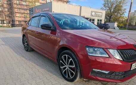 Skoda Octavia, 2017 год, 1 840 000 рублей, 2 фотография