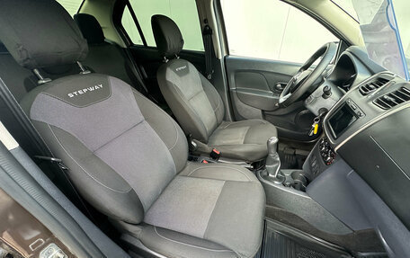 Renault Logan II, 2019 год, 1 099 000 рублей, 11 фотография