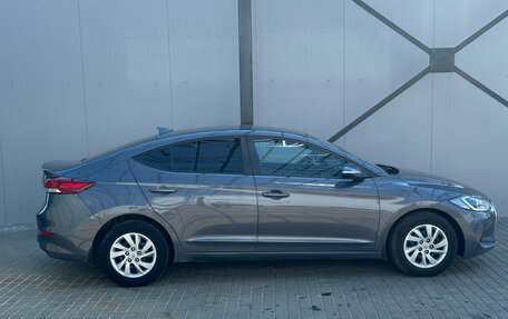 Hyundai Elantra VI рестайлинг, 2018 год, 1 580 000 рублей, 9 фотография