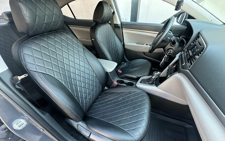 Hyundai Elantra VI рестайлинг, 2018 год, 1 580 000 рублей, 10 фотография