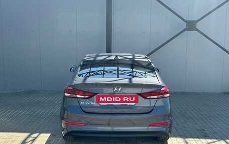 Hyundai Elantra VI рестайлинг, 2018 год, 1 580 000 рублей, 6 фотография