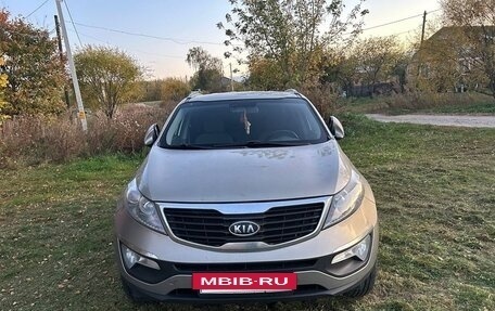 KIA Sportage III, 2010 год, 850 000 рублей, 2 фотография