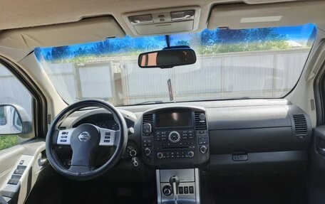 Nissan Navara (Frontier), 2012 год, 1 560 000 рублей, 10 фотография