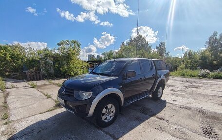 Mitsubishi L200 IV рестайлинг, 2012 год, 935 000 рублей, 1 фотография