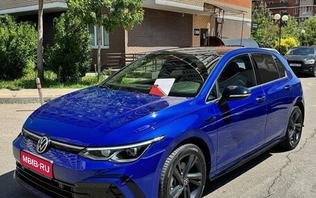 Volkswagen Golf VIII, 2022 год, 2 155 000 рублей, 1 фотография