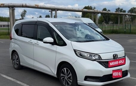 Honda Freed II, 2022 год, 1 455 000 рублей, 1 фотография