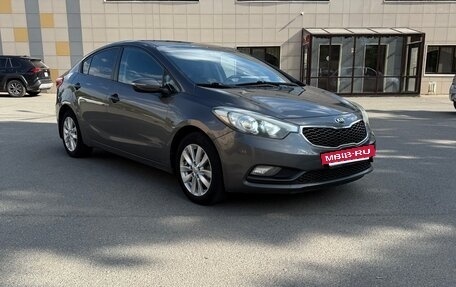 KIA Cerato III, 2013 год, 900 000 рублей, 5 фотография