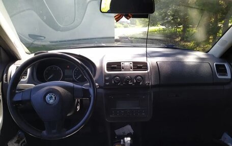 Skoda Fabia II, 2008 год, 550 000 рублей, 9 фотография
